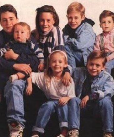 Christian Culkin with his siblings